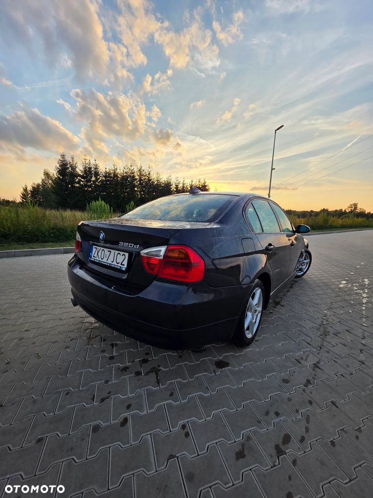 BMW Seria 3 320d - 3