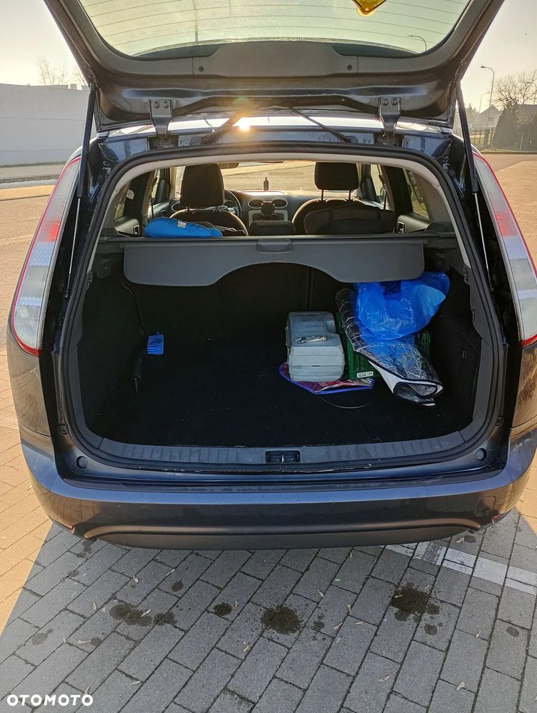 Ford Focus 1.6 TDCi Ghia - 7