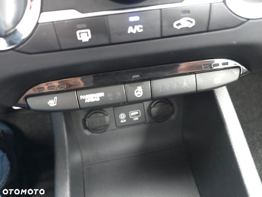 Hyundai i20 blue 1.0 T-GDI Active YES Plus - 31