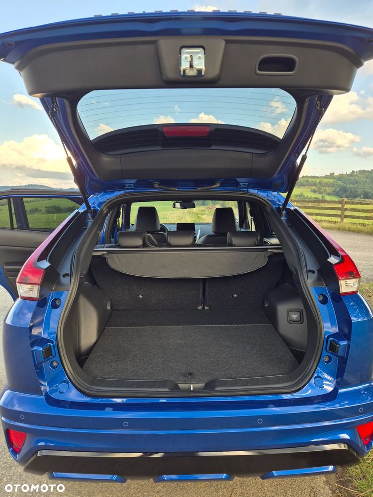 Mitsubishi Eclipse Cross - 12