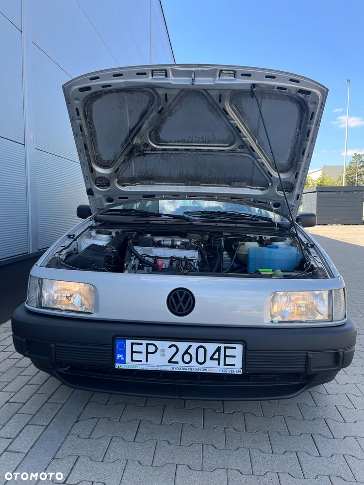 Volkswagen Passat 2.0 GT - 8