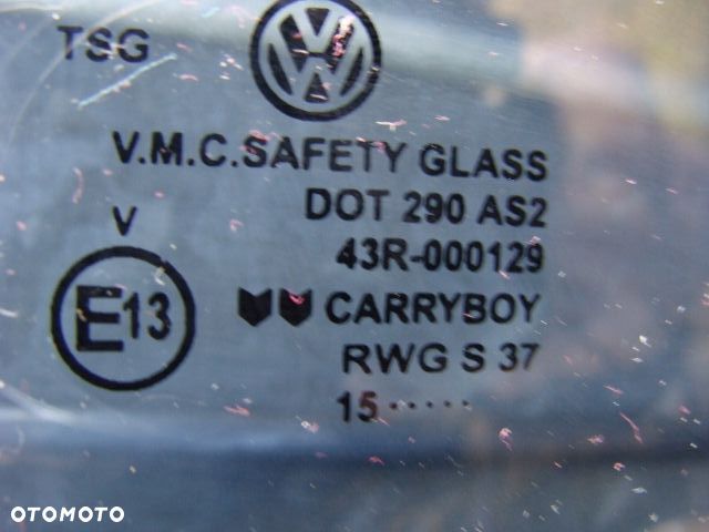 VW AMAROK SZYBA TYLNA BOCZNA PRAWA - 6