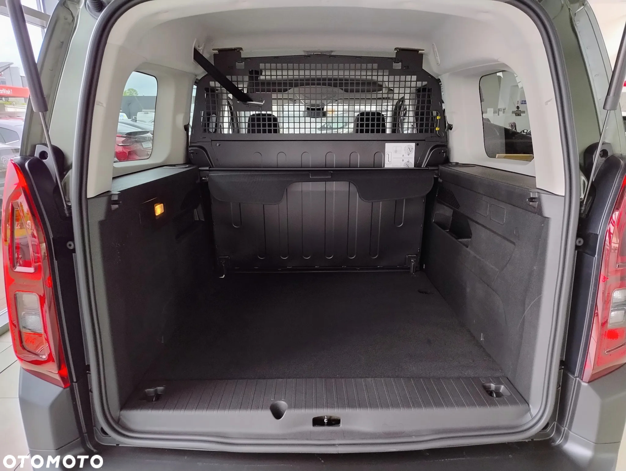 Citroën Berlingo MPV XL 1.2 PureTech Plus S&S N1 - 18