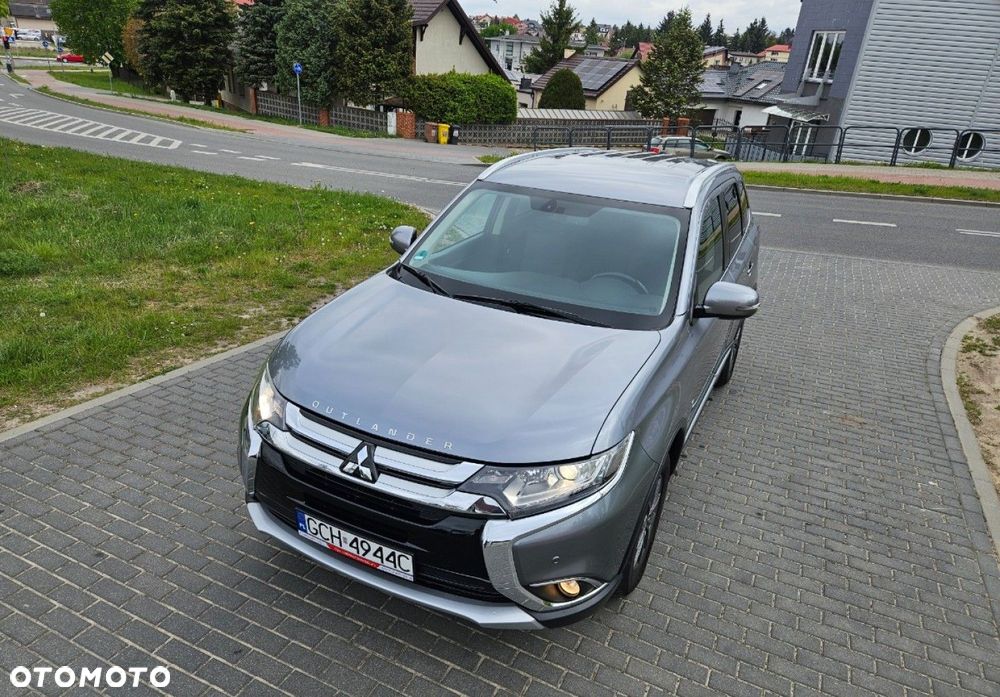 Mitsubishi Outlander - 30