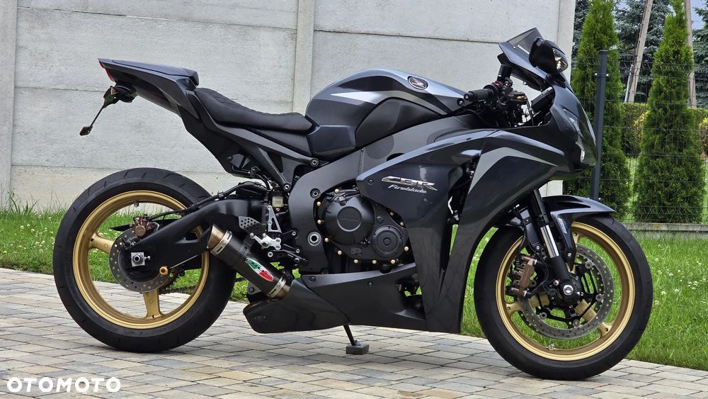 Honda CBR - 4