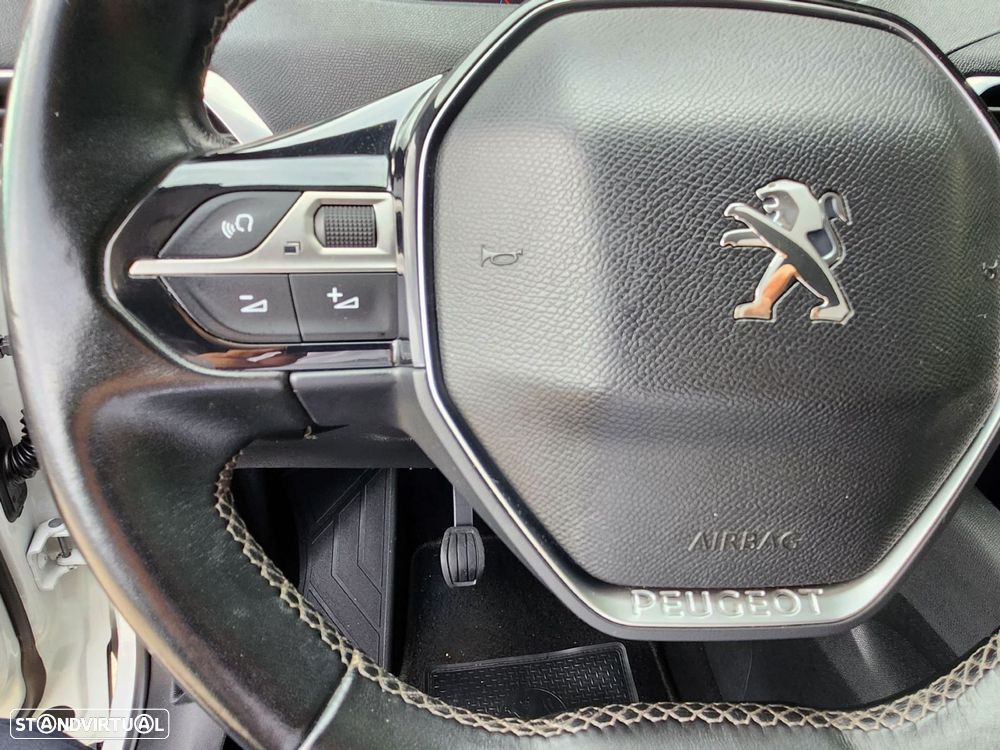 Peugeot 3008 1.6 BlueHDi Allure - 21