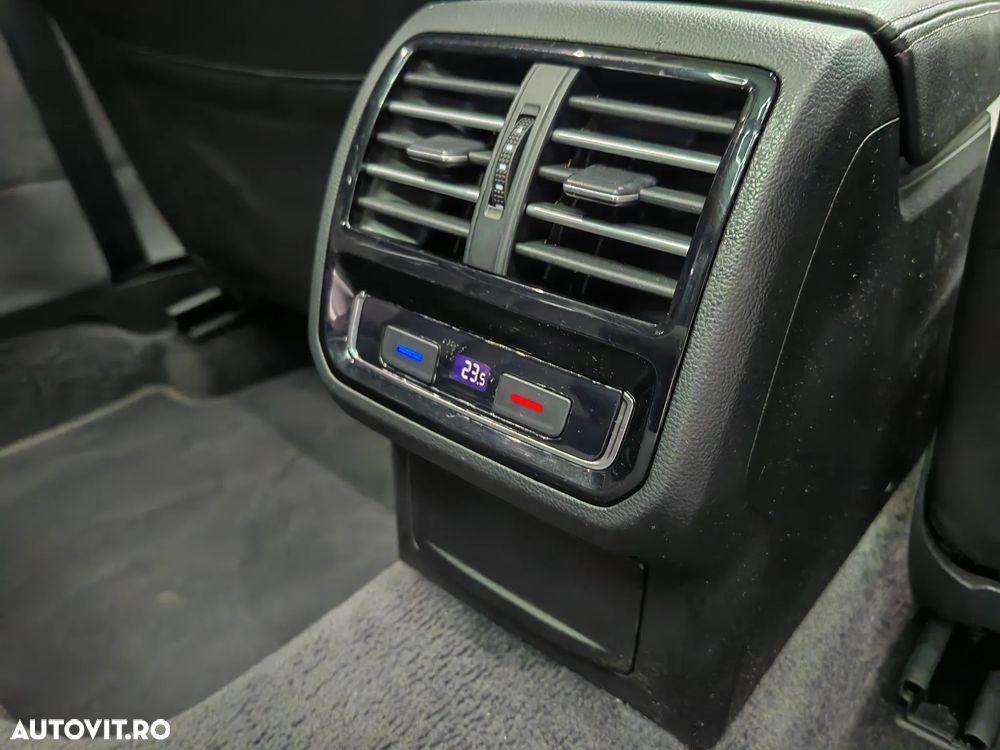 Volkswagen Passat Alltrack 2.0 TDI SCR 4Motion DSG (BMT) - 12