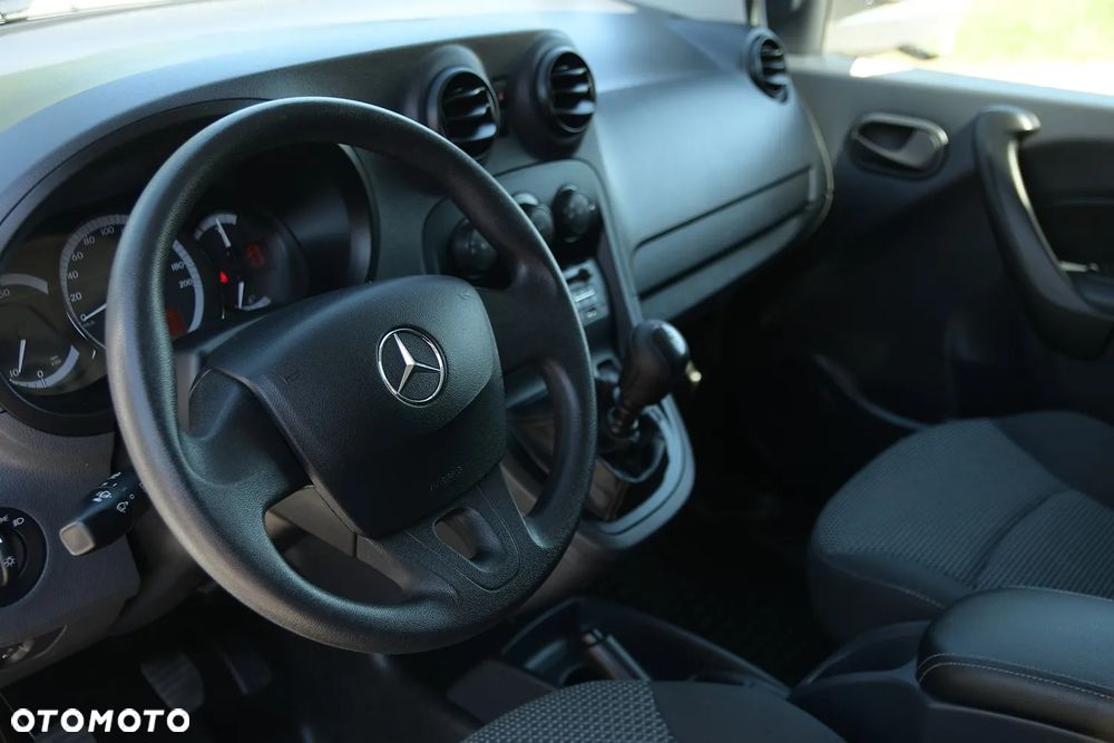 Mercedes-Benz Citan - 26