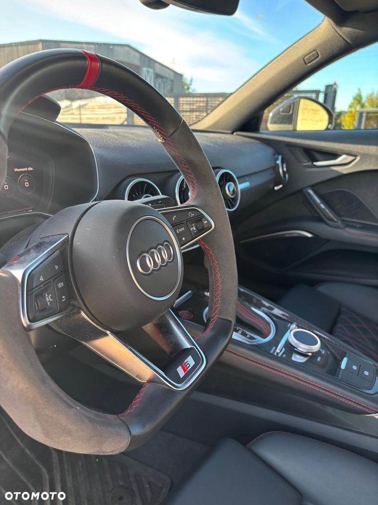 Audi TT S Coupé - 28