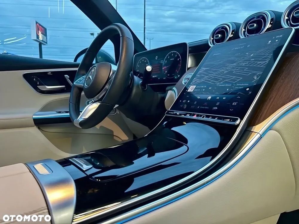 Mercedes-Benz GLC 300 4Matic 9G-TRONIC Exclusive - 12