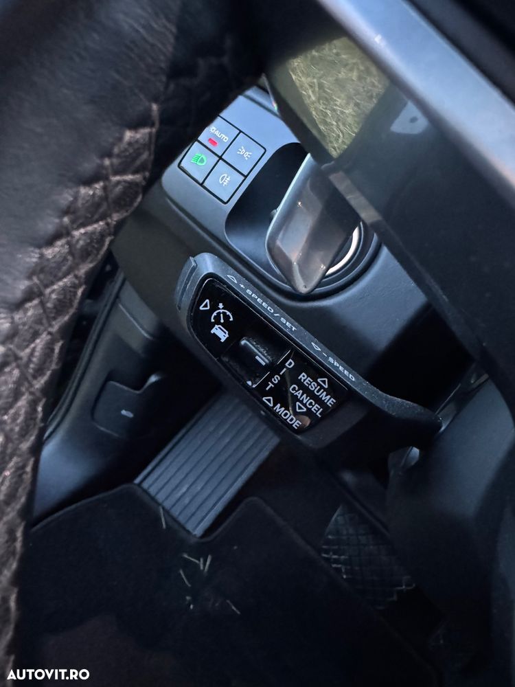 Porsche Cayenne Coupe E-Hybrid Tiptronic S - 28