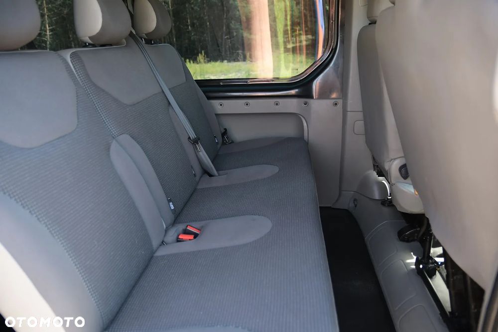 Opel Vivaro - 21