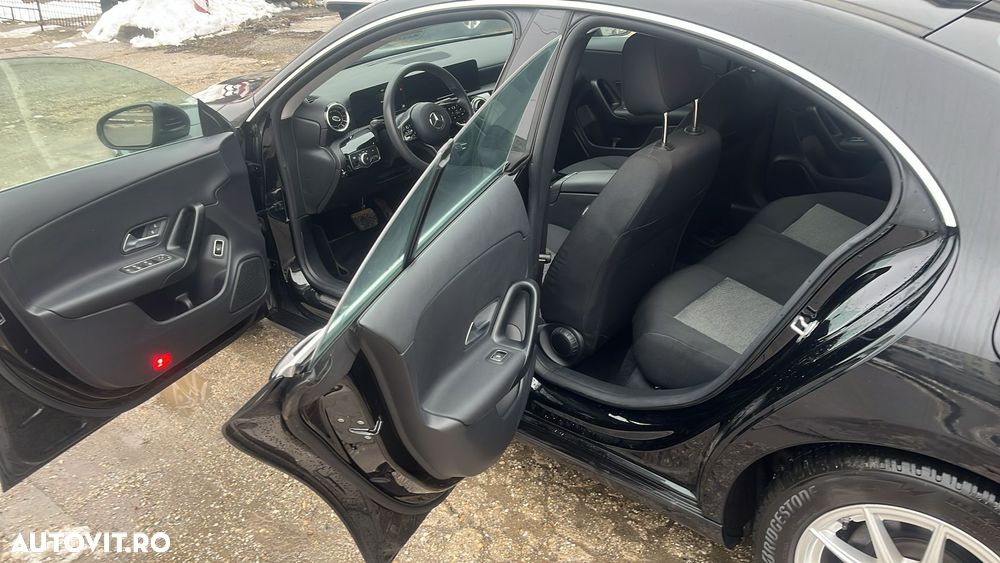 Mercedes-Benz CLA - 8