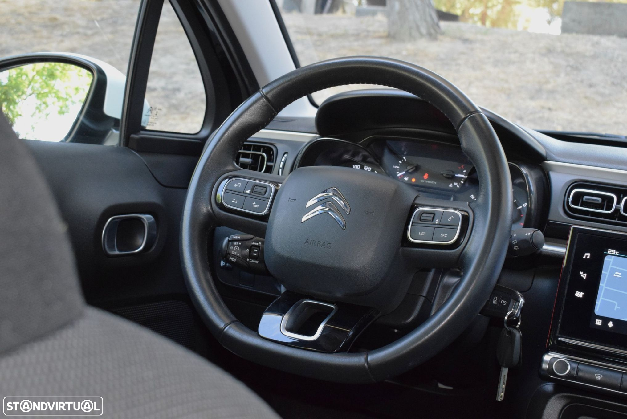 Citroën C3 1.2 PureTech Shine - 14