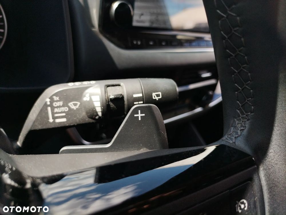 Nissan Qashqai 1.3 DIG-T MHEV N-Connecta Xtronic - 24