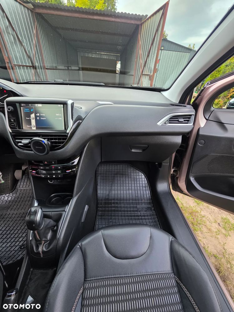 Peugeot 208 1.2 PureTech Active - 14