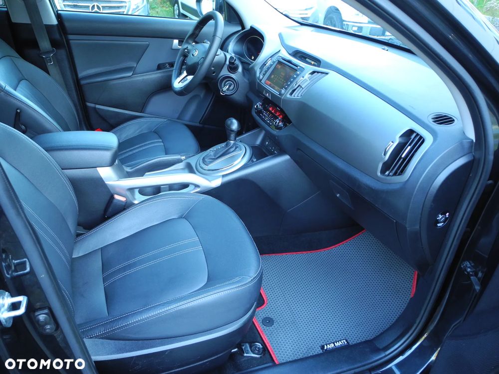 Kia Sportage - 16