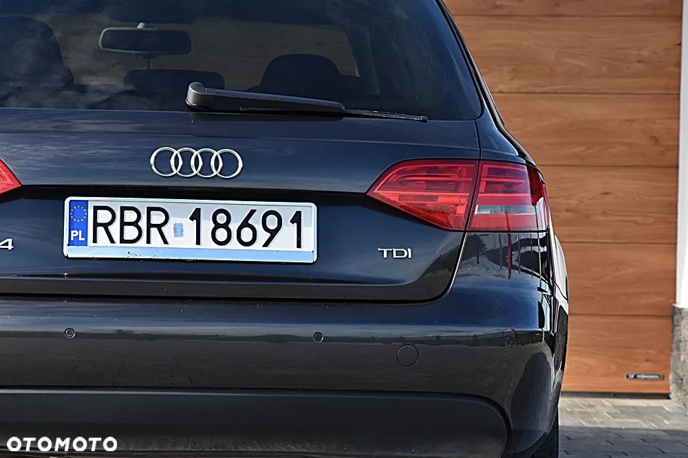 Audi A4 Avant 2.0 TDI DPF Attraction - 13