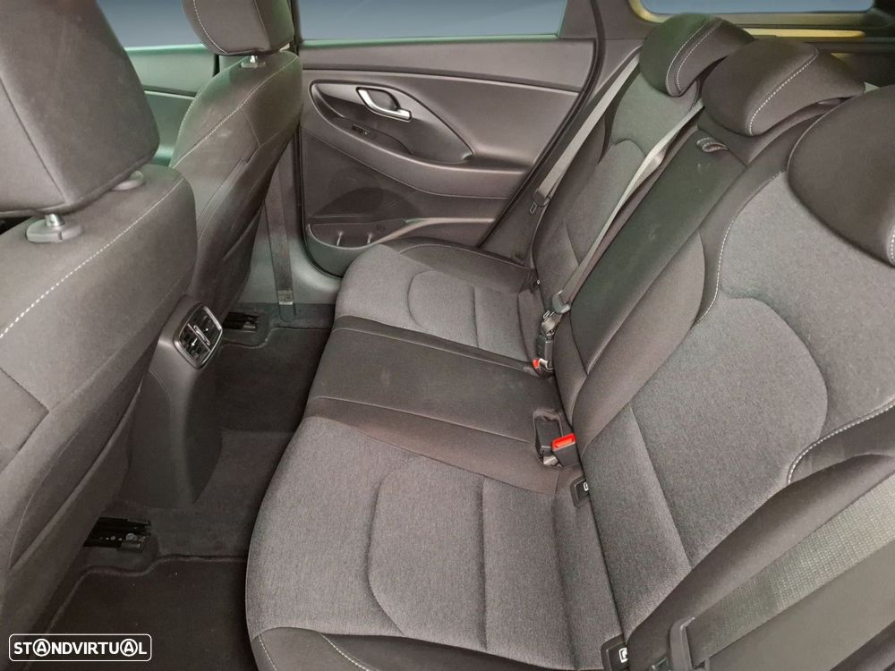 Hyundai i30 SW 1.0 T-GDi Style Plus - 14