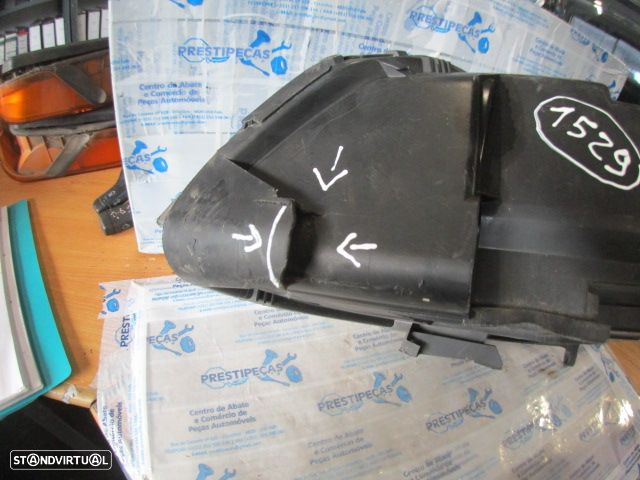 Farol 9650055880 CITROEN C5 2005 1.6HDI 110CV 5P BEGE DRT H7 + H1 ORIGINAL Danificado - 3