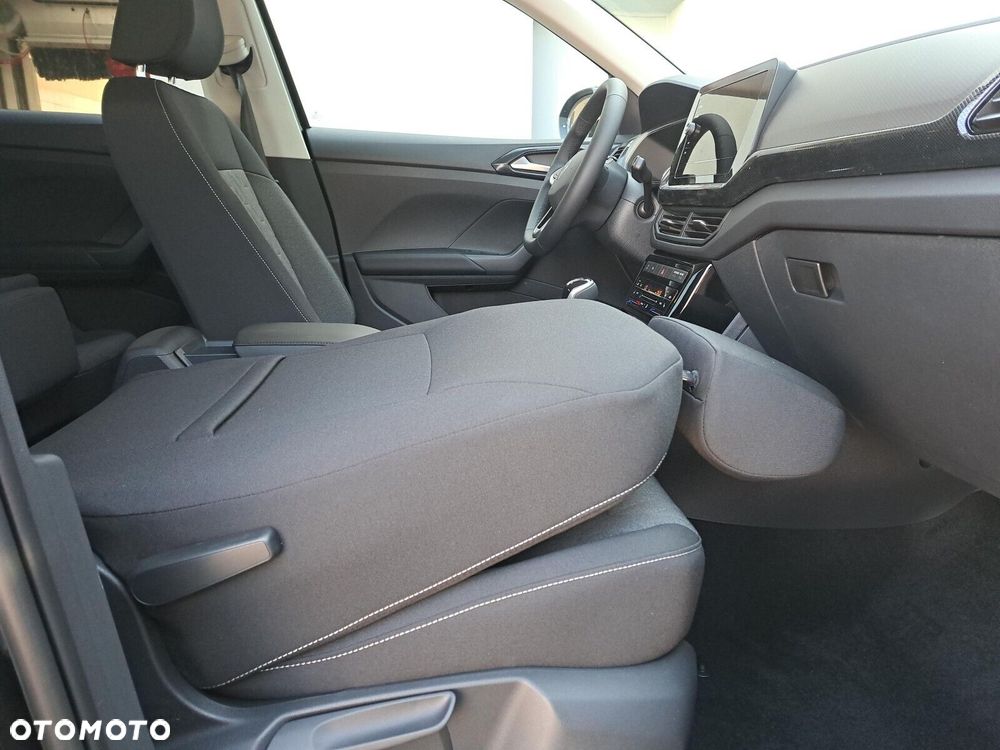 Volkswagen T-Cross - 24