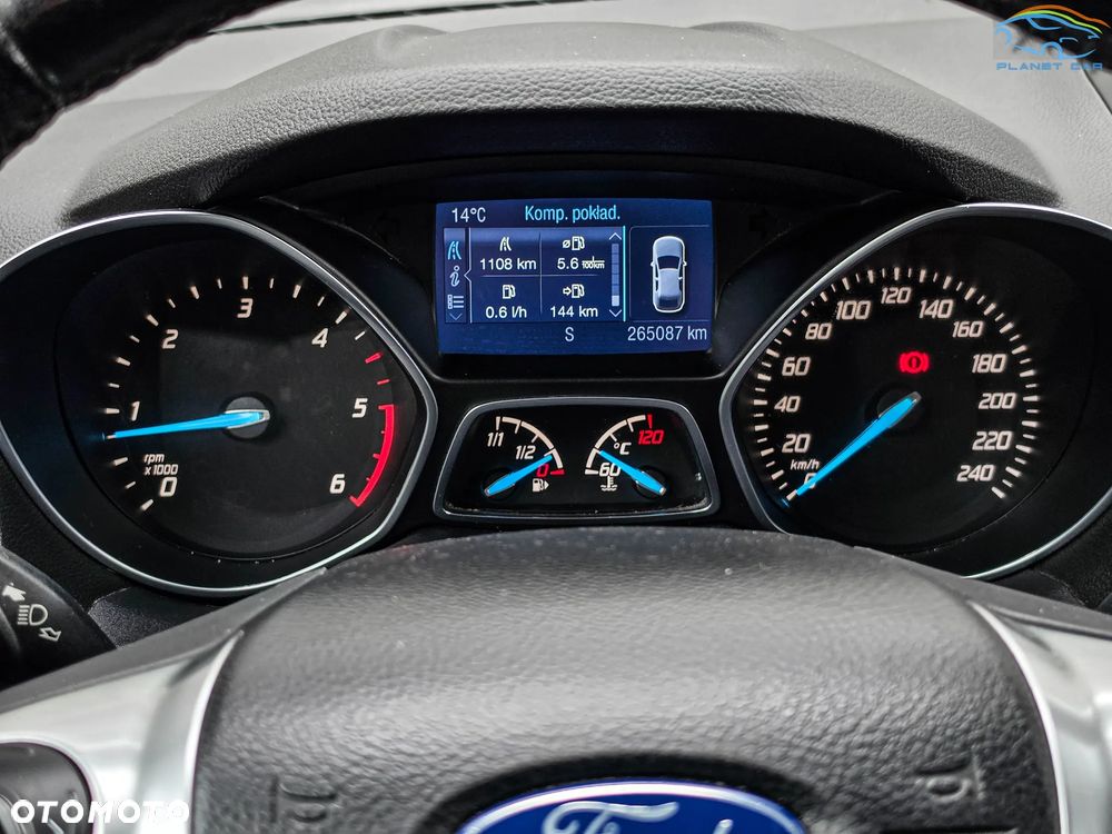 Ford Kuga 2.0 TDCi 2x4 Titanium - 26