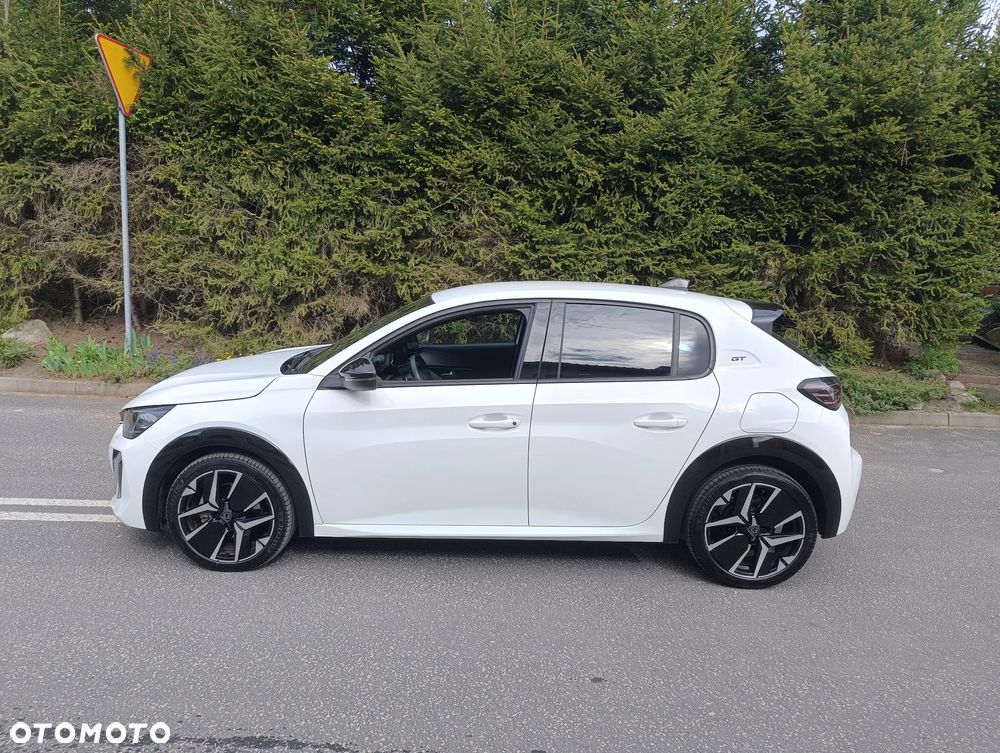 Peugeot 208 PureTech 100 EAT8 GT Pack - 32