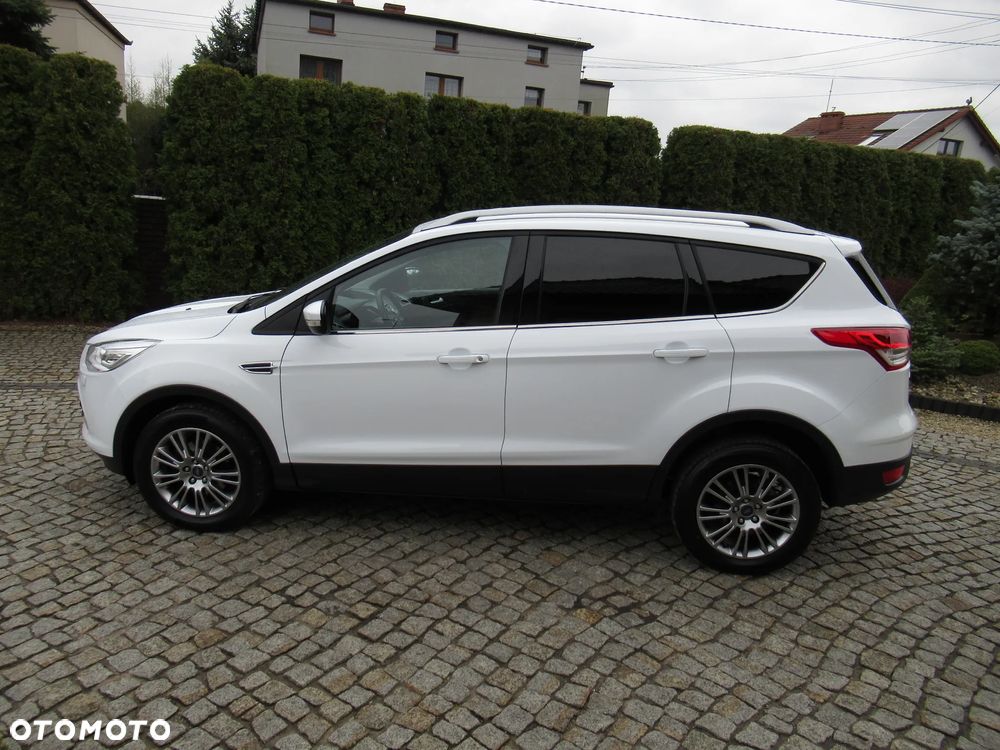 Ford Kuga 1.6 EcoBoost 2x4 Titanium - 10