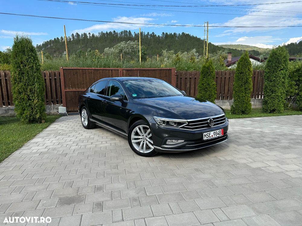 Volkswagen Passat - 4