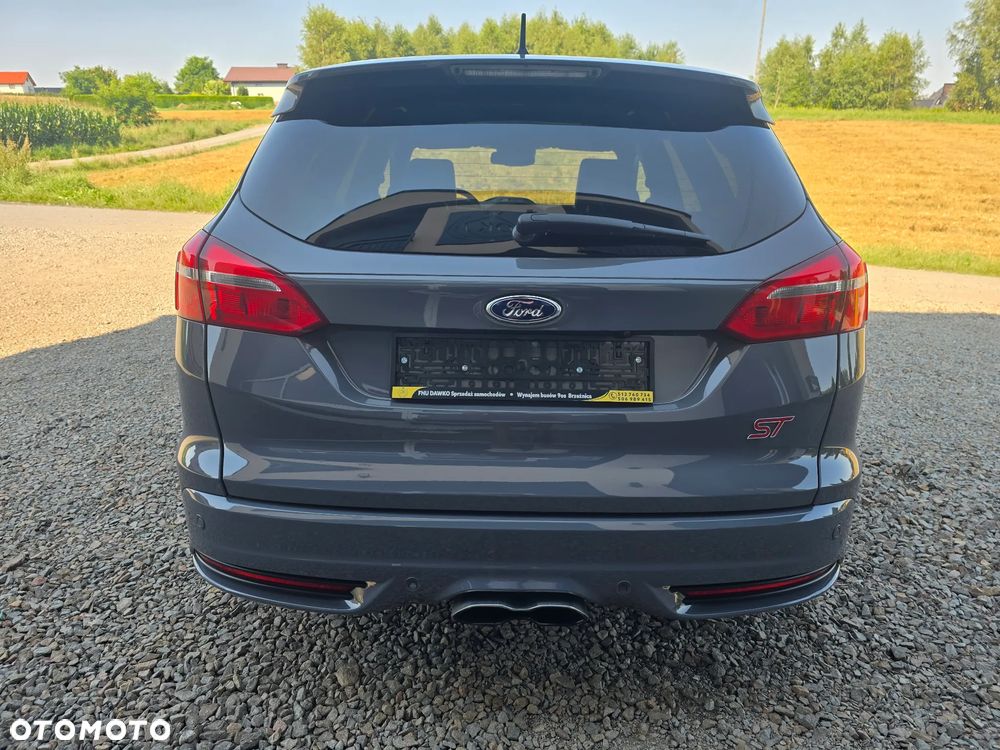 Ford Focus 2.0 EcoBoost ST mit Leder-Exclusiv-Paket - 6