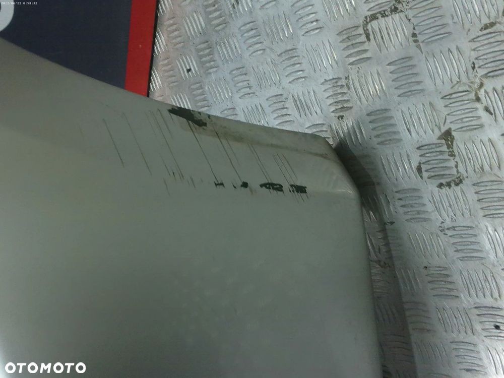 Toyota auris i zderzak tył - 5