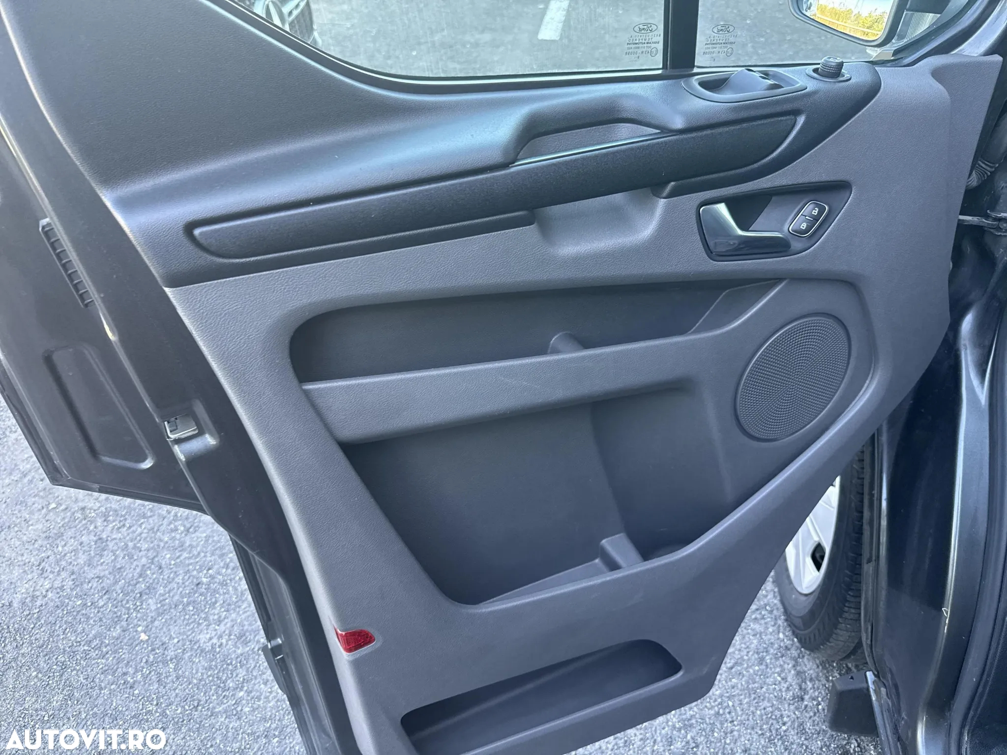 Ford Transit Custom - 11
