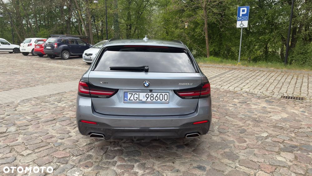 BMW Seria 5 520d xDrive MHEV Sport Line sport - 3