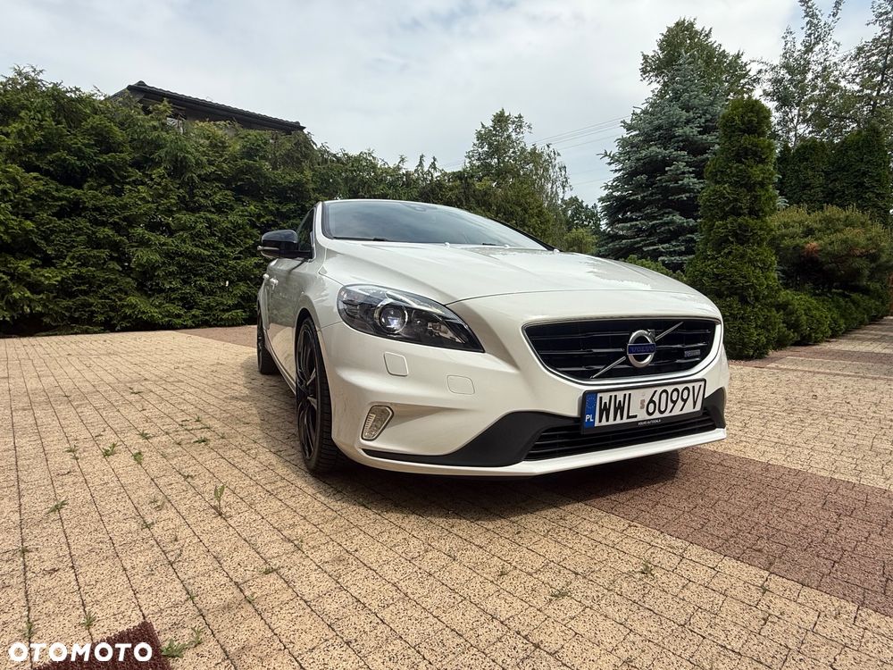Volvo V40 T4 R-Design - 8
