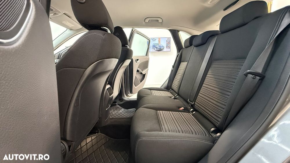 Mercedes-Benz B 180 - 15