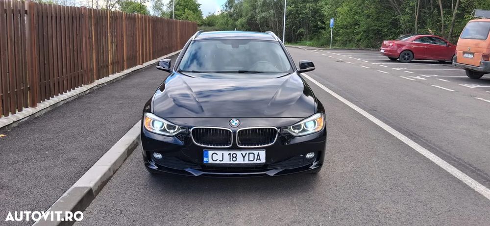 BMW Seria 3 320d Touring xDrive Aut. - 1