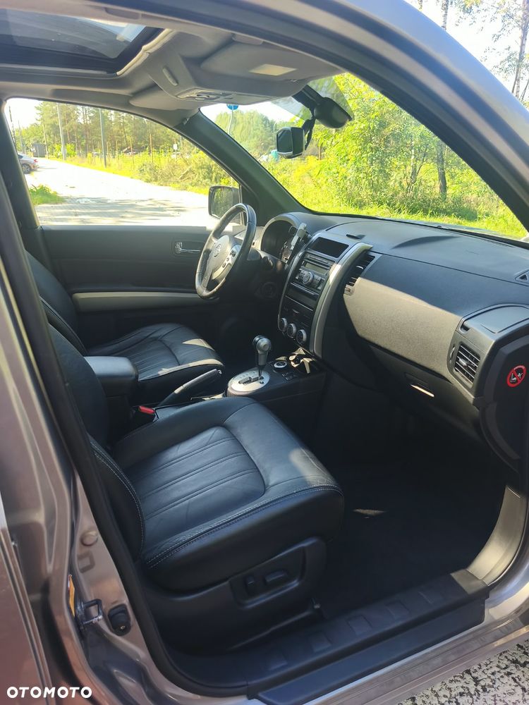 Nissan X-Trail - 8