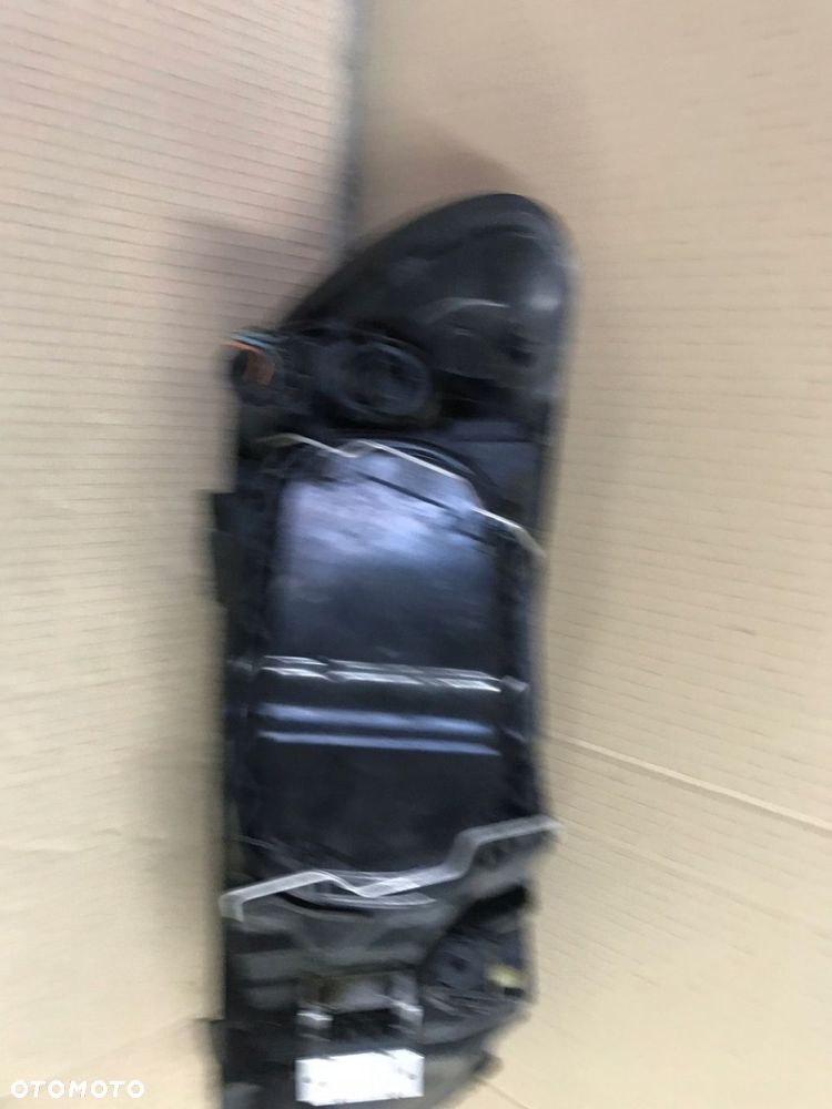 VOLVO C30 06-10 LAMPA LEWY PRZÓD 31335199 - 10