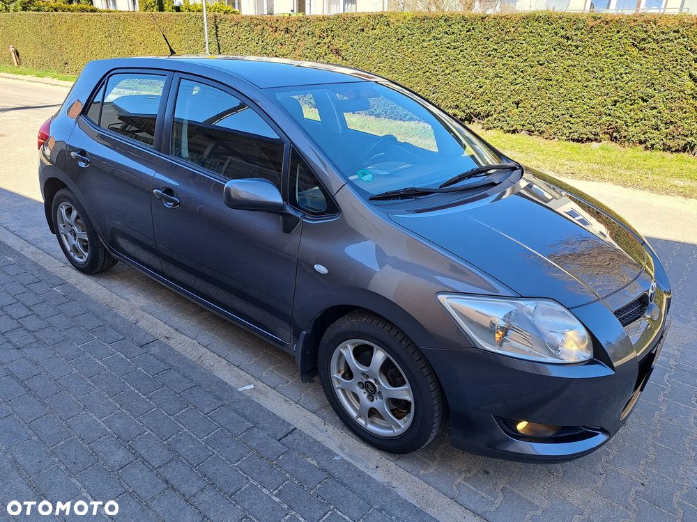 Toyota Auris - 3