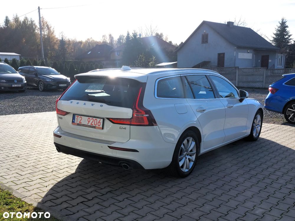 Volvo V60 D4 Geartronic Momentum Pro - 6
