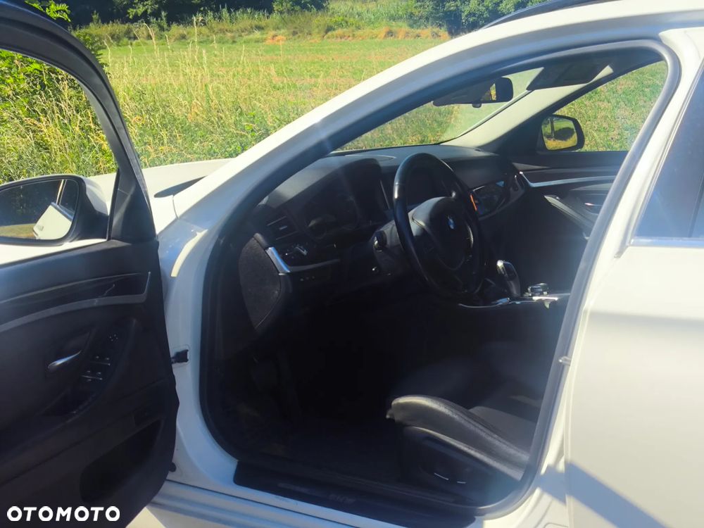 BMW Seria 5 535d xDrive - 6
