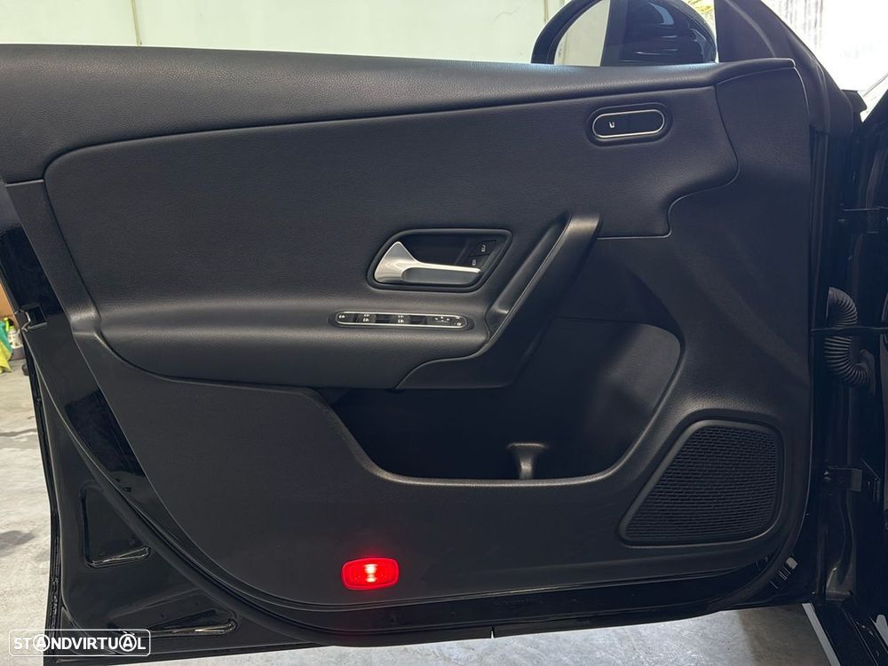 Mercedes-Benz CLA 180 - 18