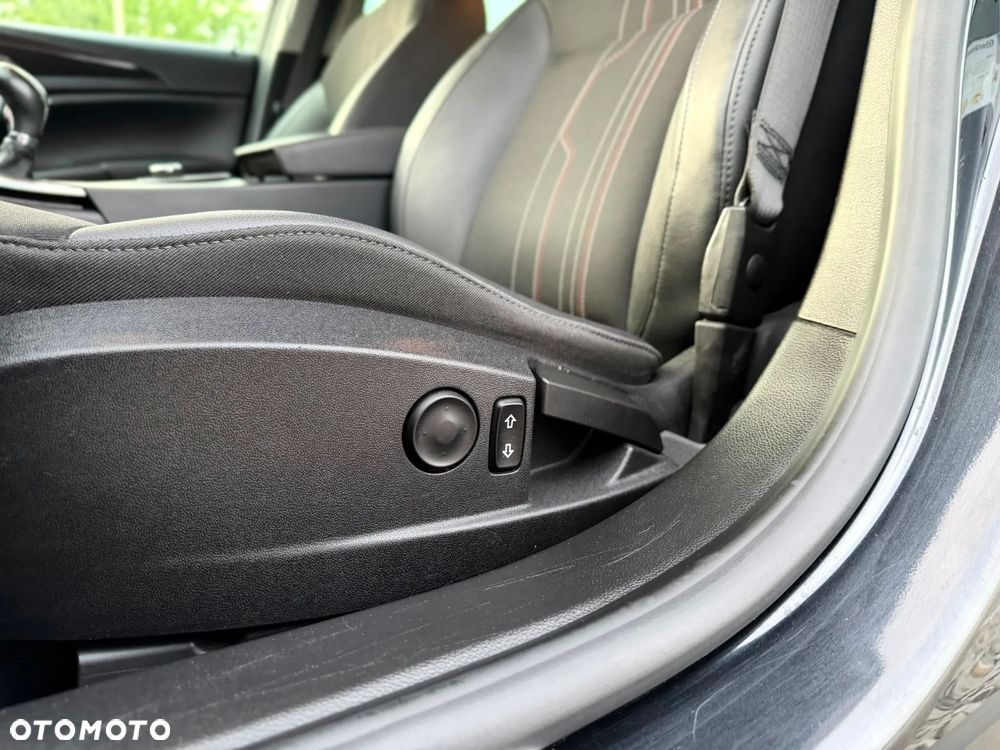 Opel Insignia 2.0 CDTI Cosmo - 20