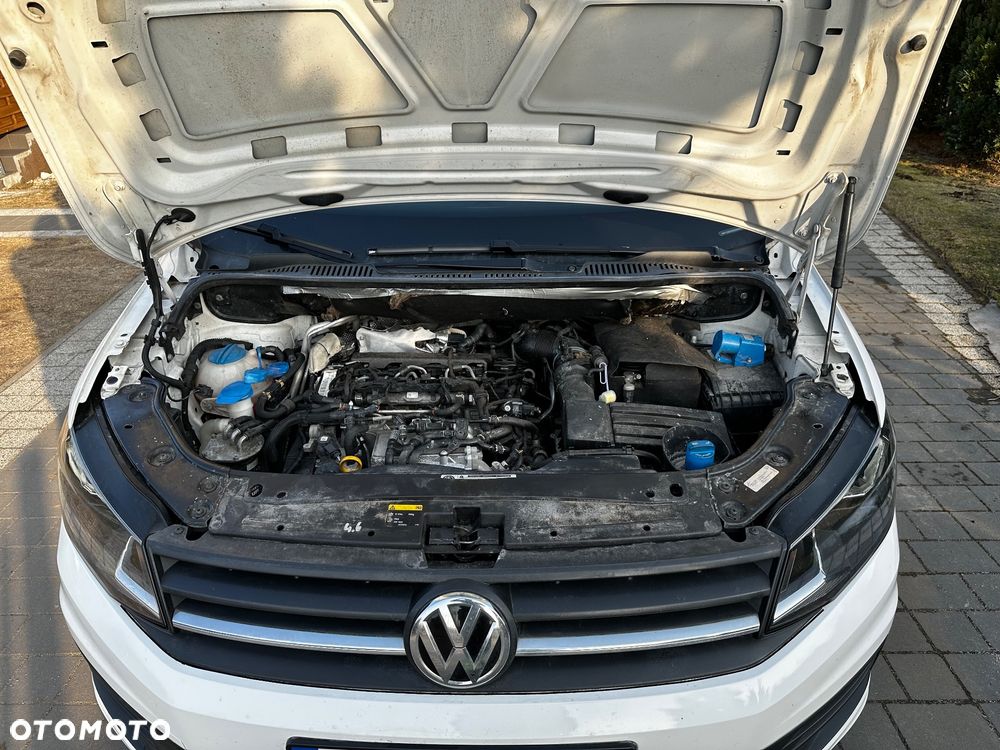 Volkswagen Caddy Maxi - 23