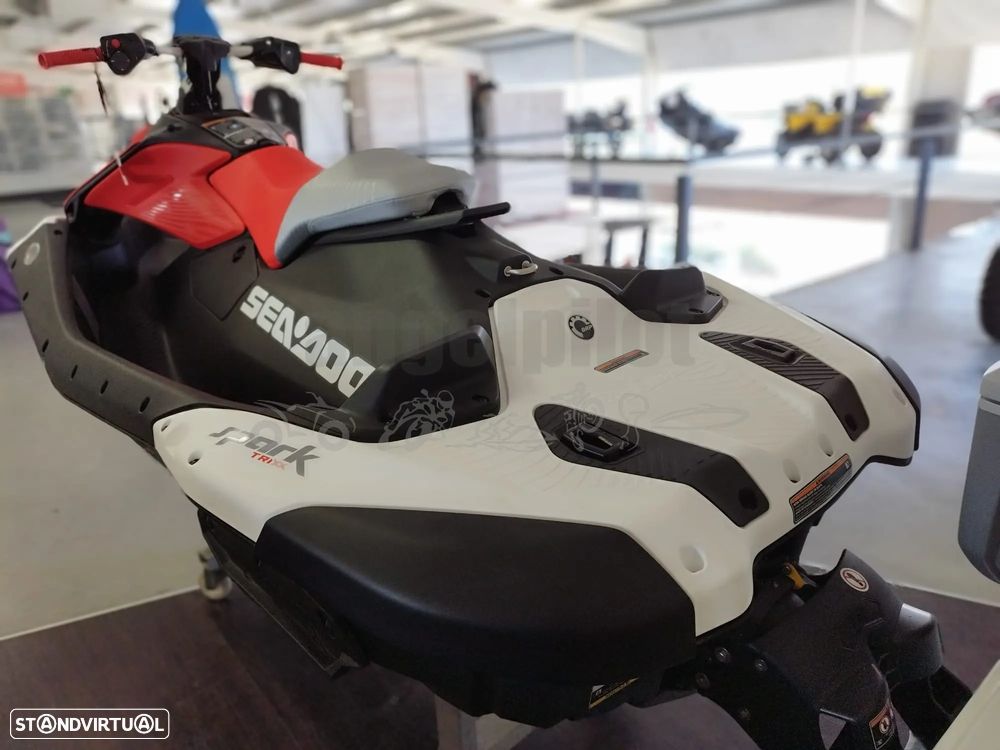 Sea-Doo Spark Trixx HO ACE 1 Up - 2