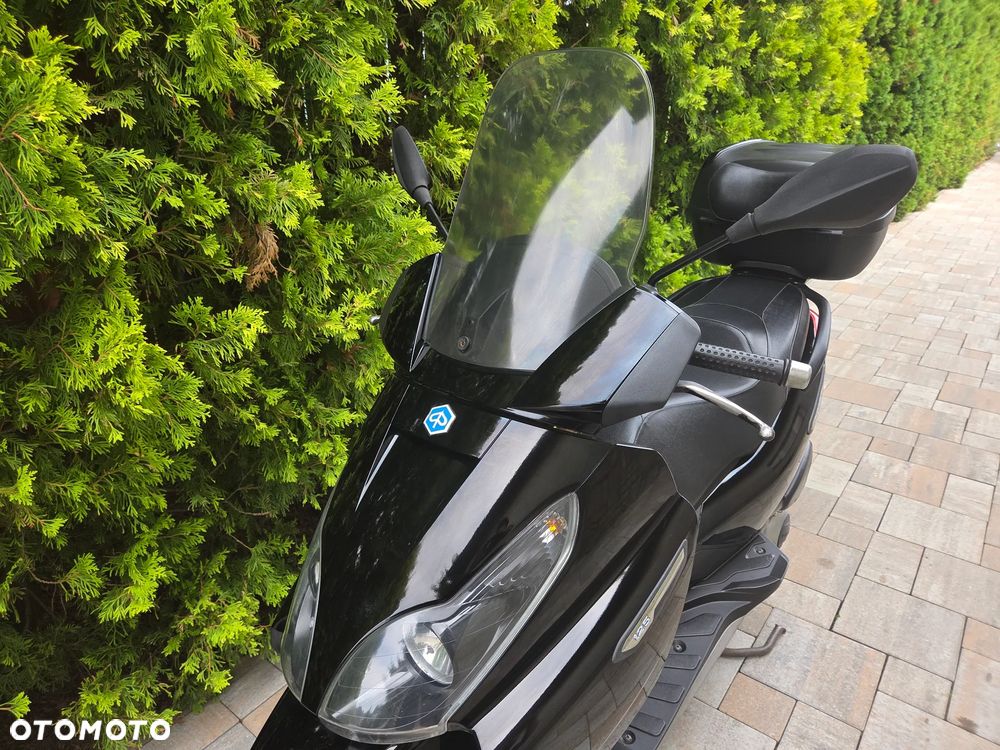 Piaggio X7 - 12