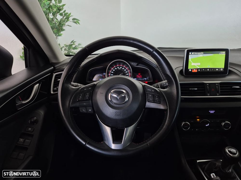 Mazda 3 1.5 Sky-G Evolve HS Navi - 11