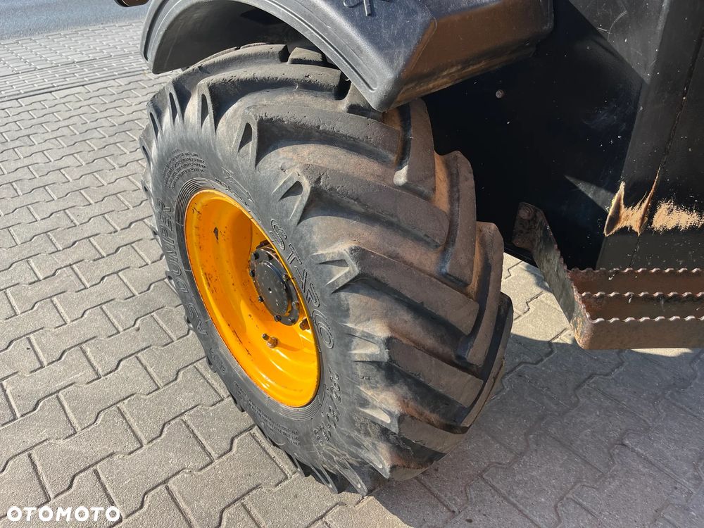 JCB 3 TSTh - 13