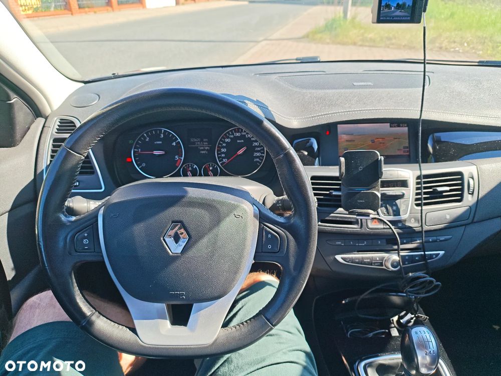 Renault Laguna 2.0 dCi Initiale - 12