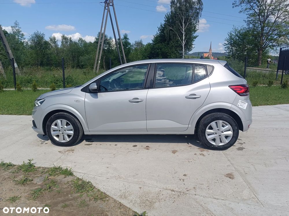 Dacia Sandero - 4